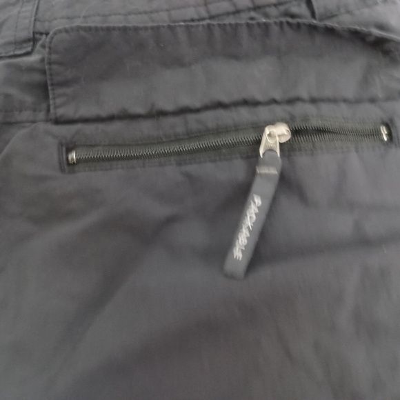 Columbia Black Cropped Utility Pants (#1,372) - Picture 7 of 10